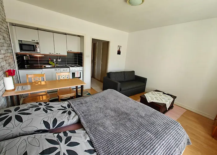 Апартаменты Yksioe Kaupungissa Кеми